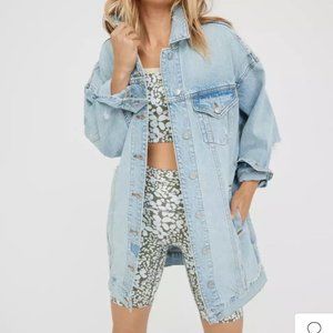 American Eagle - Oversized Boyfriend Denim Jacket